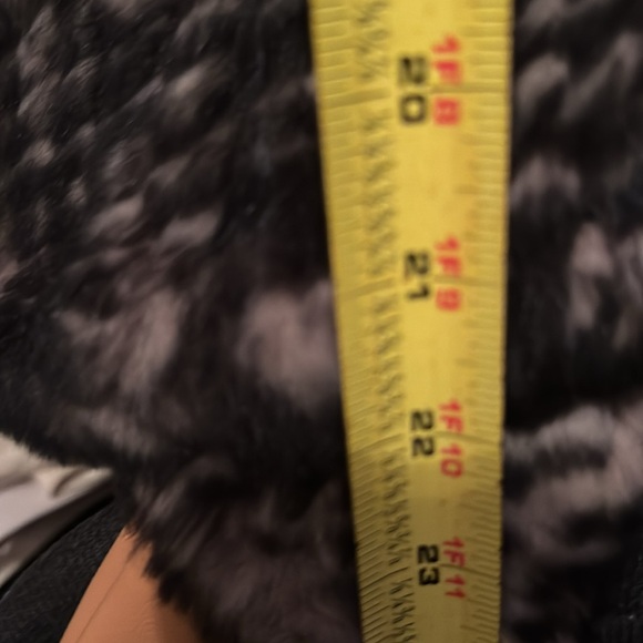 Vest - Picture 4 of 5